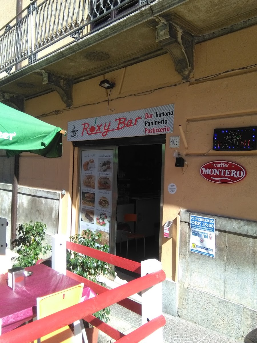 Roxy Bar Panineria Pizzeria